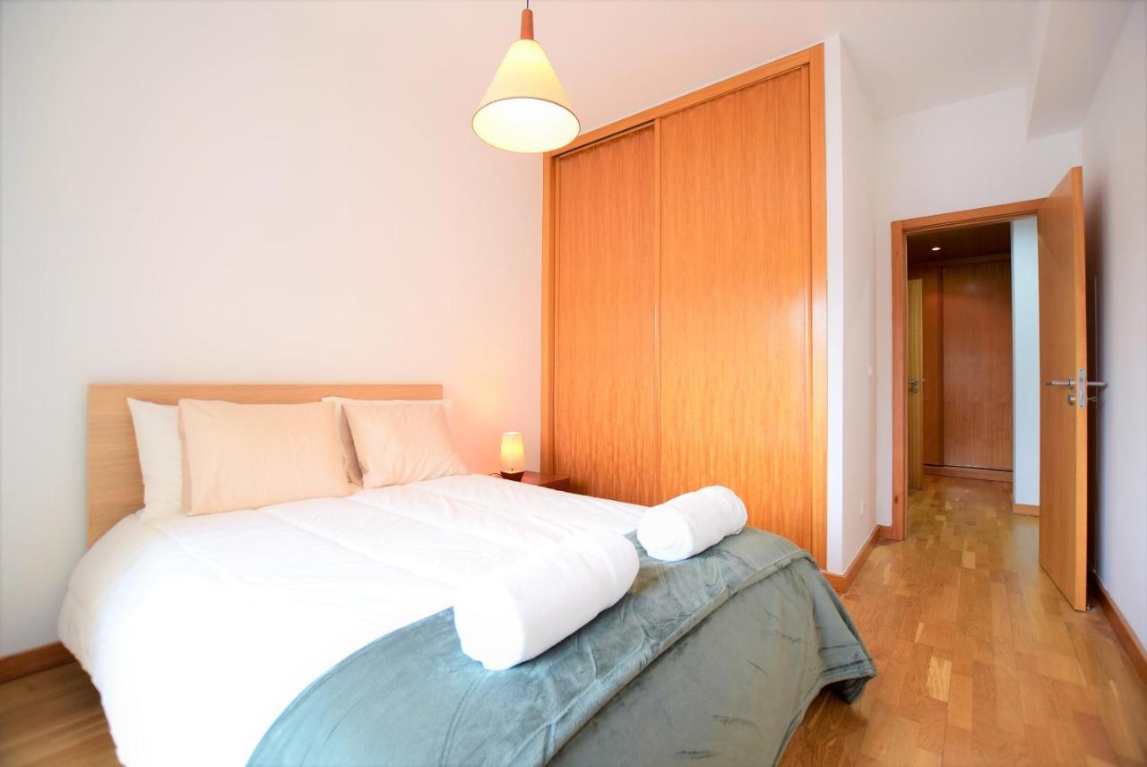 Marina De Albufeira T1 Ate 2 Pax Ou T2 Ate 6 Pax Com Piscina E Vista Marinaアパートメント エクステリア 写真